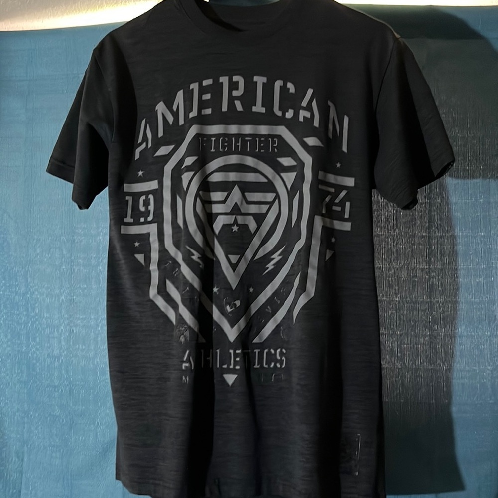 American fighter tshirt Medium